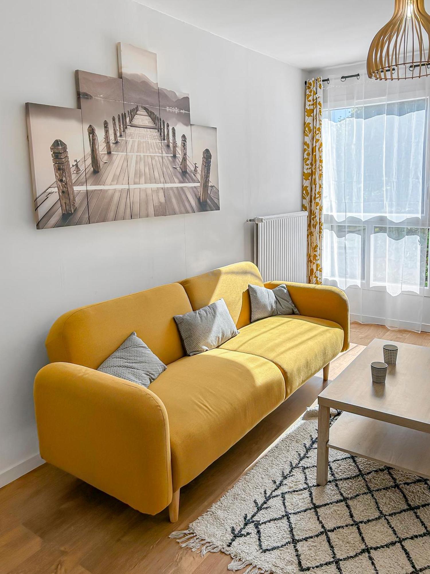 Appartement Lumineux, Wi-Fi Et Parking Prive Niort Buitenkant foto