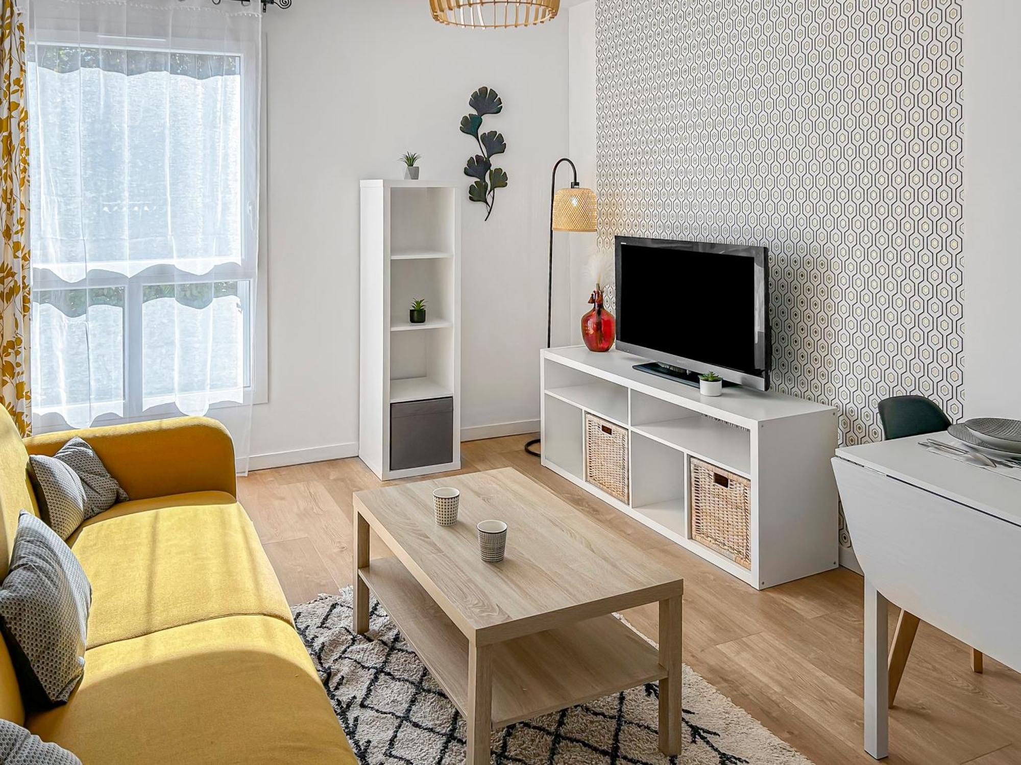 Appartement Lumineux, Wi-Fi Et Parking Prive Niort Buitenkant foto