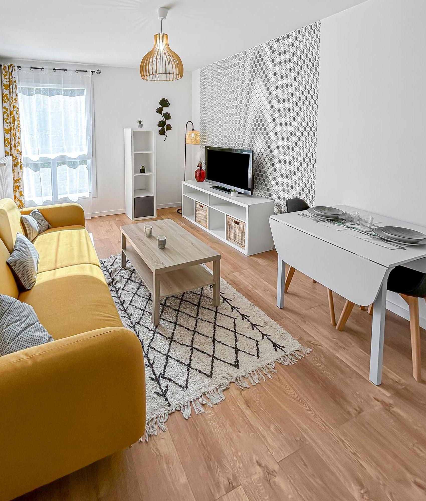 Appartement Lumineux, Wi-Fi Et Parking Prive Niort Buitenkant foto